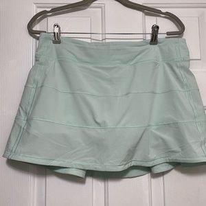Lululemon pace rival skirt